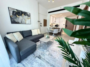 Cozy Modern 1-bedroom In Jvc